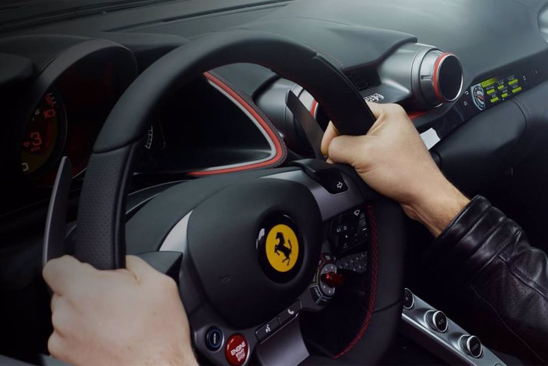 Ferrari sigue luchando por subirse por encima de la media de 200 sesiones