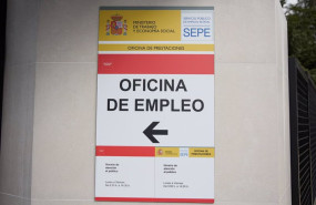 ep cartel de una oficina de empleo en madrid