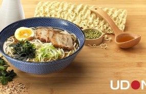 ep comida asiaticaudon ramen noodles