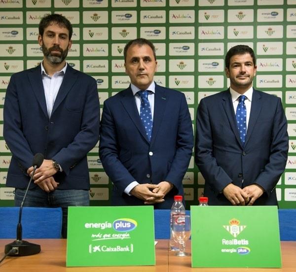 BUFANDA OFICIAL BALONCESTO REAL BETIS ENERGIA PLUS SOMOS ACB