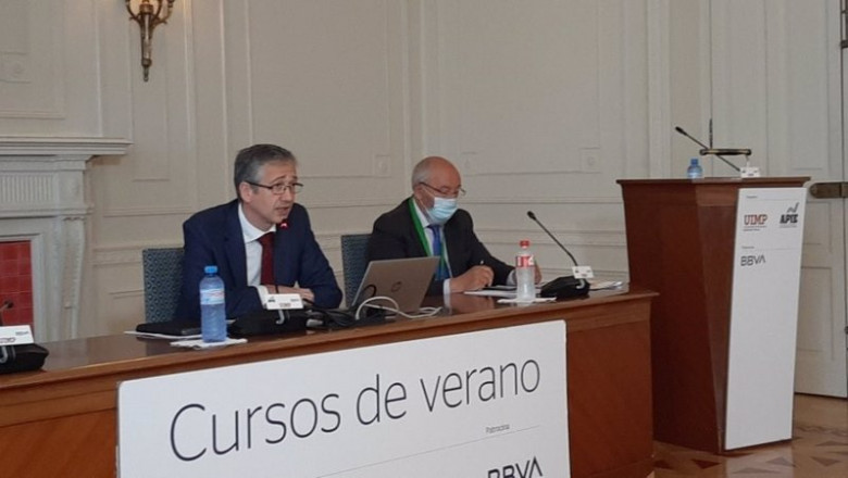 El gobernador del Banco de España, Pablo Hernández de Cos. | APIE ep el gobernador del banco de espana pablo hernandez de cos interviene en los cursos de verano de la