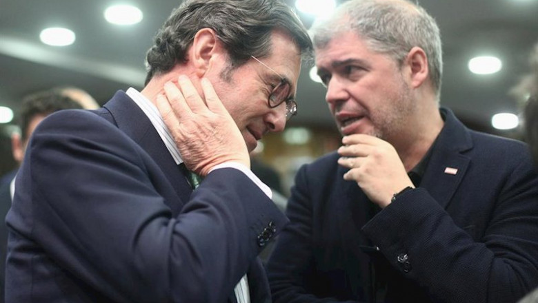 ep el secretario general de ccoo unai sordo conversa con el presidente de ceoe antonio garamendi el