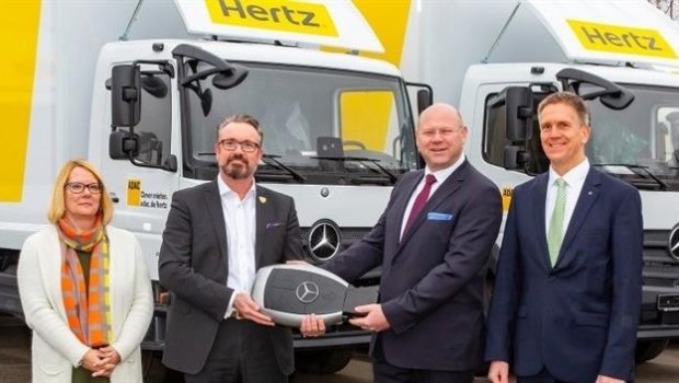 ep hertz car hire