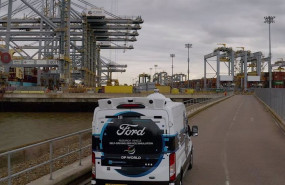 ep imagen del vehiculo de conduccion autonoma desarrollado por ford y dp world