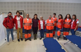 ep la concejala de servicios sociales de valecia isabel lozano 4i y la presidenta de cruz roja