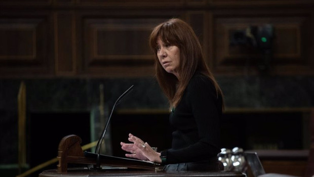 ep la diputada de junts marta madrenas interviene durante una sesion plenaria en el congreso de los