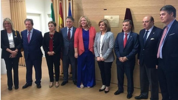 ep la ministraempleo fatima banez inauguraoficinala seguridad social