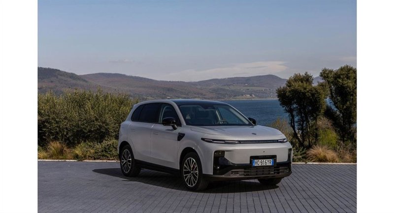 ep leapmotor lanza el b10 hybrid ev con autonomia extendida de hasta 900 km y desde 29990 euros