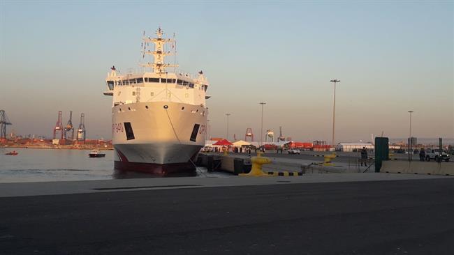 ep primer barcoaquarius llegandopuerto