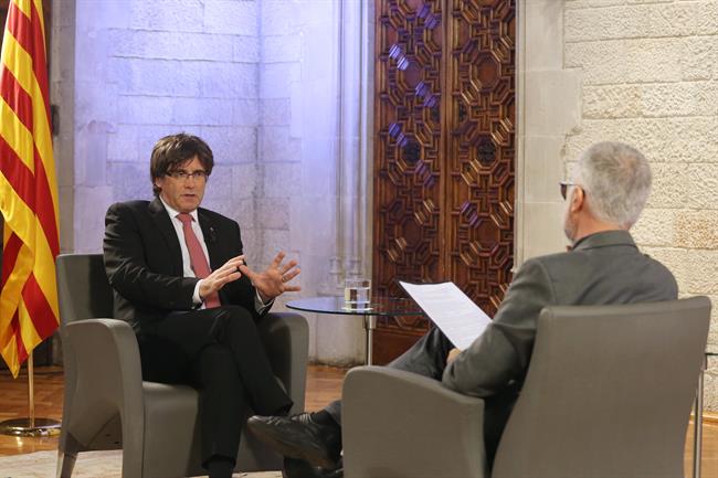Puigdemont entrevistado por Xevi Xirgo en la Generalitat | GENERALITAT DE CATALUNYA ep puigdemont entrevistadoxevi xirgola generalitat