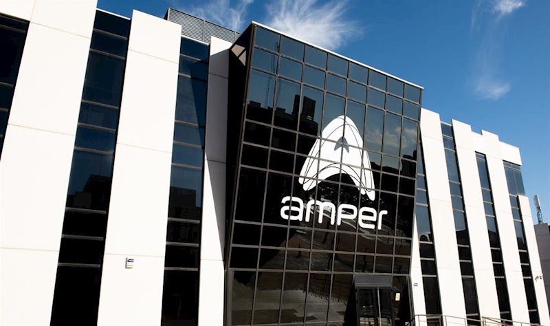 Amper sube con fuerza tras firmar un contrato con Gptech EKS por 47,5 millones