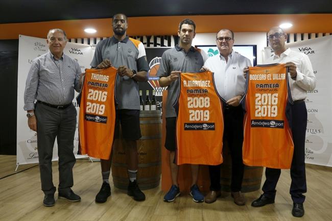 Will Thomas y Rafa Martínez renuevan con el Valencia Basket | MIGUEL ÁNGEL POLO ep will thomasrafa martinez renuevanvalencia basket