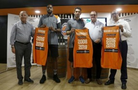 ep will thomasrafa martinez renuevanvalencia basket