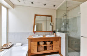 bathroom 2132342 1280