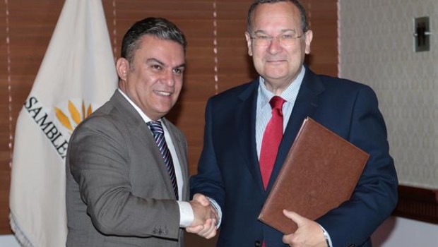 ep acuerdo unirecuadorformar legisladores ecuatorianos