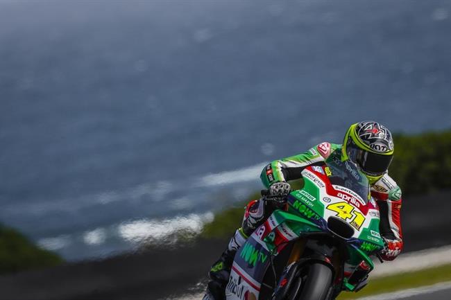 Aleix Espargaró rueda en Phillip Island | MOTOGP.COM ep aleix espargaro ruedaphillip island