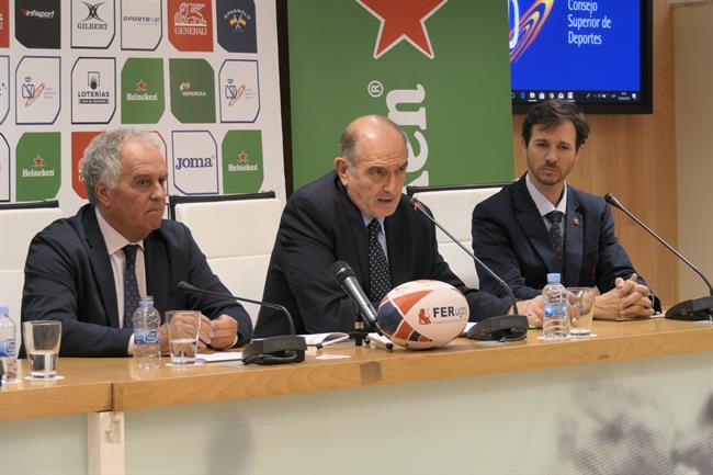 Alfonso Feijoo, José Mª Epalza y Eliseo Patrón-Costa | PRENSA FERUGBY ep alfonso feijoo jose m epalzaeliseo patron-costa