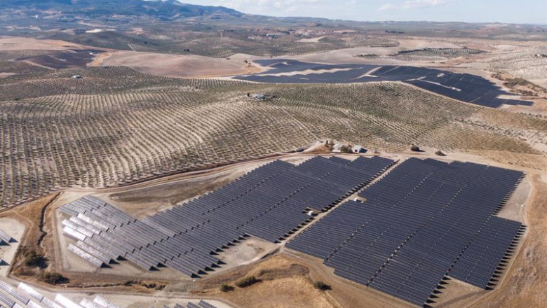 ep aquila clean energy y trina solar firman un acuerdo para el suministro de 800 megavatios en ep aquila clean energy y trina solar firman un acuerdo para el suministro de 800 megavatios en