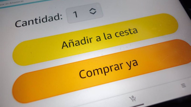 ep archivo dos opciones de compra de la web de amazon en madrid espana ep archivo dos opciones de compra de la web de amazon en madrid espana