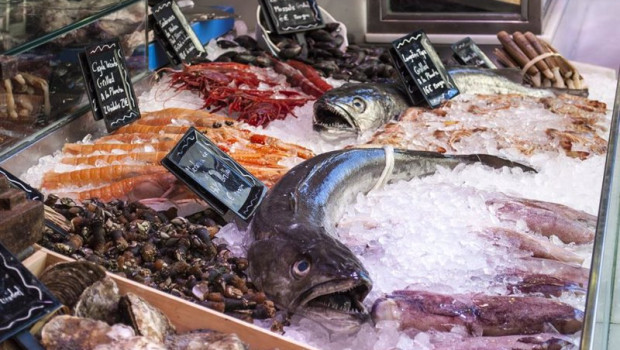 ep archivo   pescado en un mercado