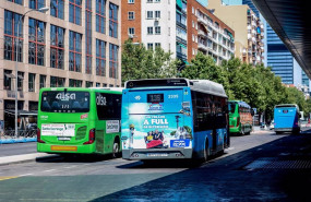 ep archivo   un autobus de la linea 135 en el intercambiador de plaza de castilla