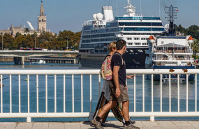 ep dos turistas en sevilla