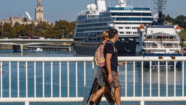 ep dos turistas en sevilla