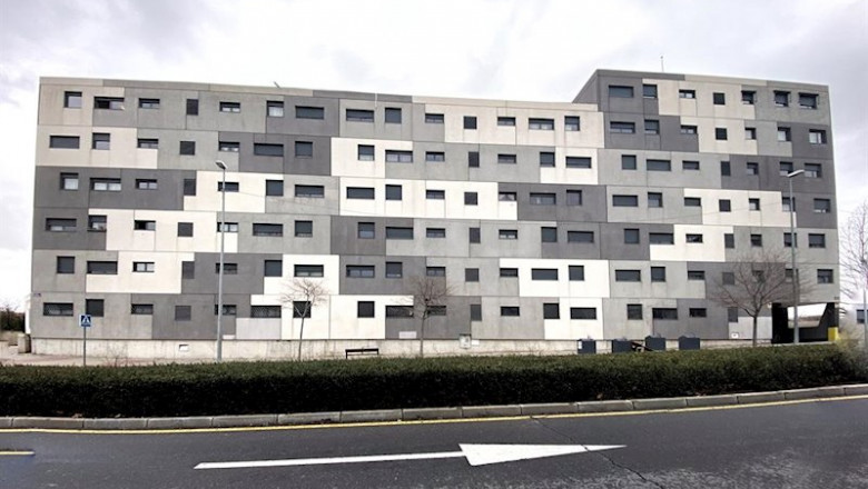 ep edificio de viviendas en un momento en el que la demanda de hipotecas sufre su mayor caida desde