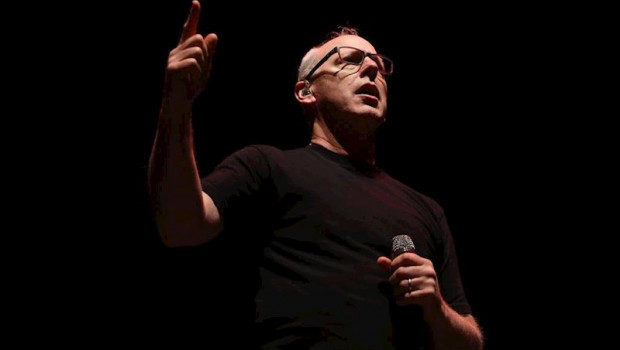 ep el cantante de bad religion greg graffin durante la actuacion del grupo en punk in drublic en