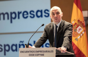 ep el ceo y general manager de iryo simone gorini durante un encuentro empresarial de ceoe y cepyme