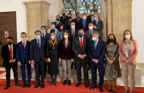 ep foto de familia de los asistentes a la presentacion del plan impulsa patrimonio