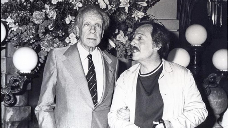 Jorge Luis Borges, junto al fotógrafo José María Fernández | PEPE FERNÁNDEZ/REMITIDA CEU-UCH - Archivo ep jorge luis borges junto al fotografo jose maria fernandez
