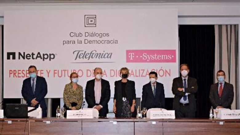 La secretaria de Estado de Digitalización e Inteligencia Artificial, Carme Artigas, durante su intervención en un desayuno organizado por el Club Diálogos para la Democracia | CLUB DIÁLOGOS PARA LA DEMOCRACIA ep la secretaria de estado de digitalizacion e inteligencia artificial carme artigas durante su