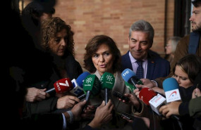 ep la vicepresidenta del gobierno en funciones carmen calvo atiende a los medios antes de presidir