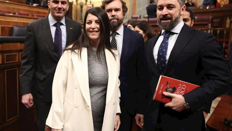 Los diputados de Vox Javier Ortega Smith, Macarena Olona, Iván Espinosa de los Monteros y Santiago Abascal en el Congreso de los Diputados | EDUARDO PARRA - EUROPA PRESS ep los diputados de vox javier ortega smith macarena olona ivan espinosa de los monteros y santiago