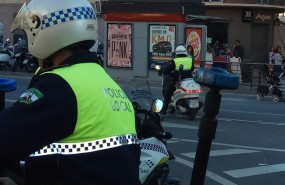 ep policia localmalaga motocicleta seguridad agente barrio