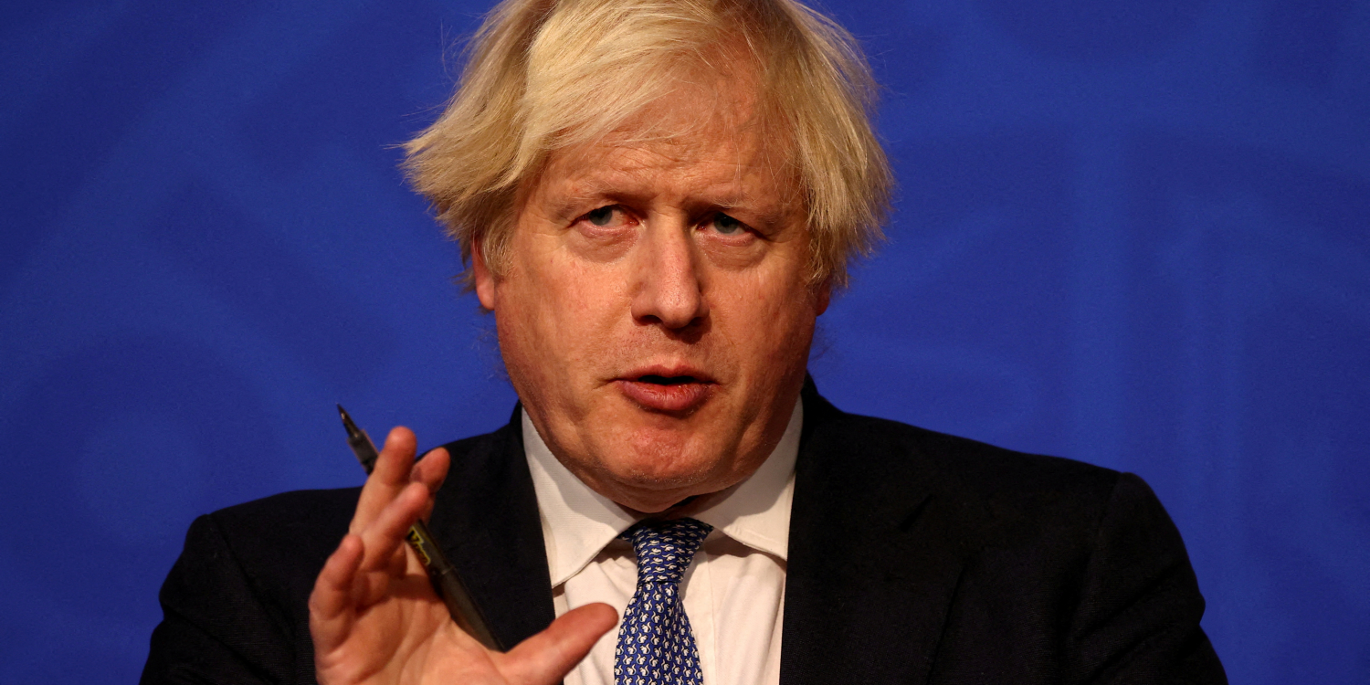 Johnson asistió a una fiesta en Downing Street durante el cierre postnavideño