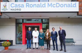visita consejera dancausa casa ronald mcdonal 1 