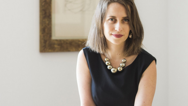 1639730941 renata sujtomanaging director exp espa a 5 