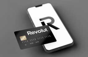 dl revolut financial services neobank challenger finance app card generic 1