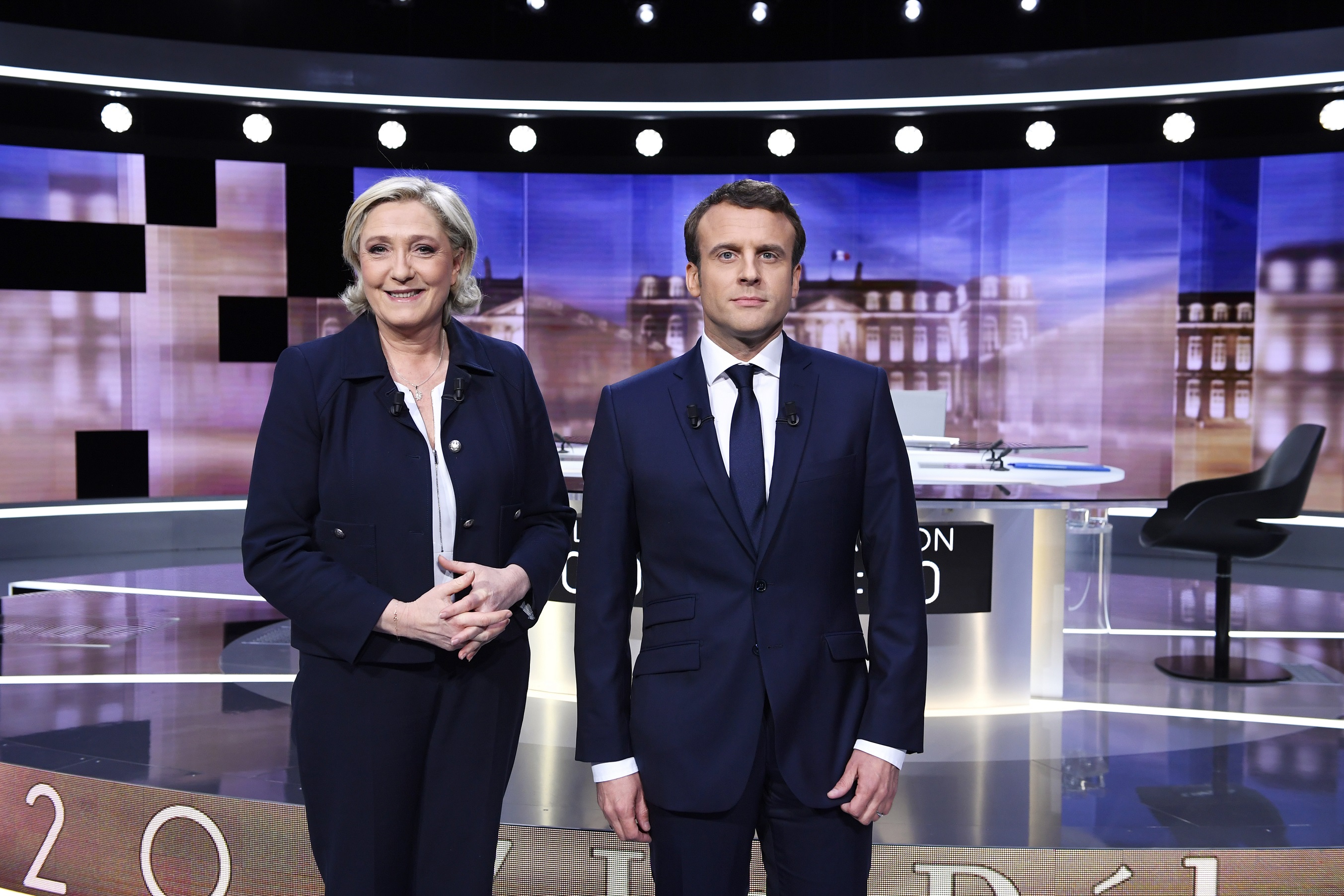 emmanuel-macron-et-marine-le-pen-defendront-leurs-points-de-vue-lors-du-debat-televise-de-l-entre-deux-tours-mercredi-3-mai-2017