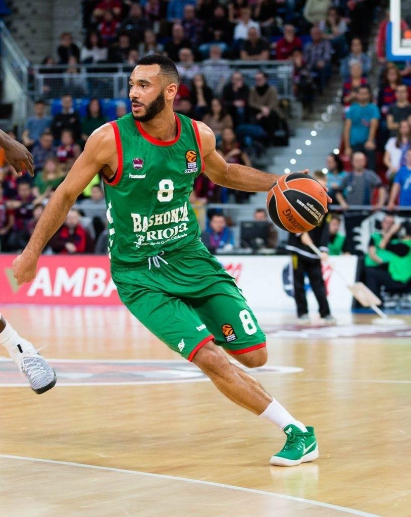 ep adam hanga jugadorbaskonia
