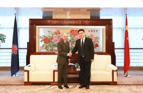 ep al baker qatar airways compra acciones china southern airlines