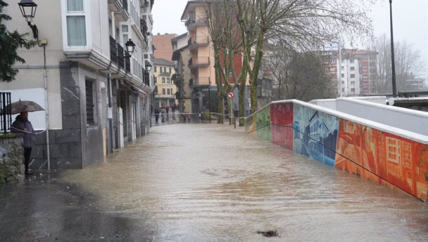 ep archivo   calles de andoain afectadas por el desbordamiento del rio oria a 27 de febrero de 2024
