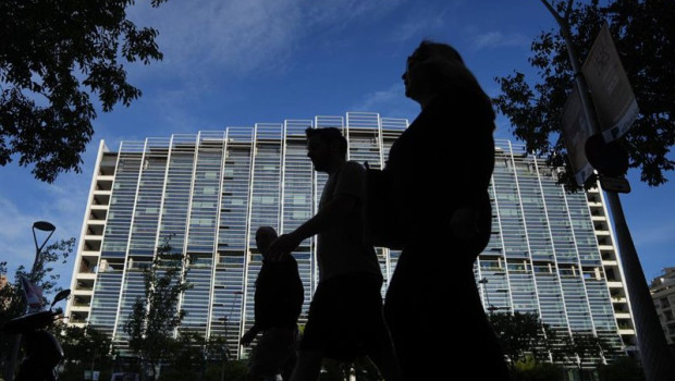 ep archivo   fachada del edificio estel a 24 de octubre de 2025 en barcelona cataluna espana