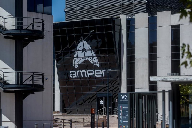 Amper se adjudica dos contratos vinculados a programas estratégicos para la Armada Española