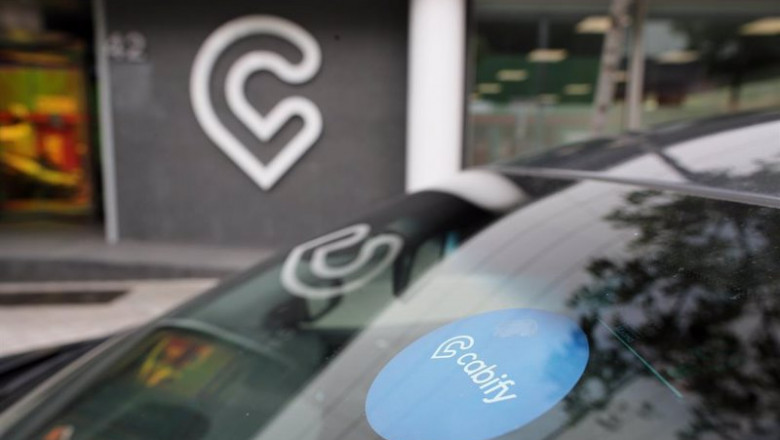 Archivo - Vehículo con una de las mamparas protectoras instaladas por Cabify en todos los coches de alquiler con conductor (VTC). | Eduardo Parra - Europa Press - Archivo ep archivo vehiculo con una de las mamparas protectoras instaladas por cabify en todos los coches