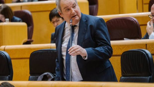ep el ministro de industria y turismo jordi hereu en el pleno del senado