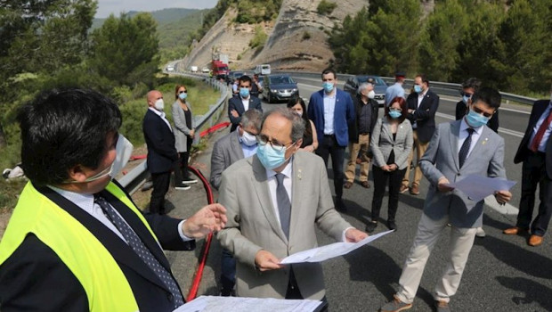 ep el presidente de la generalitat quim torra visitando obras de implantacion de fibra optica entre