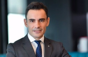 ep henri de la serve nuevo director financiero de axa espana